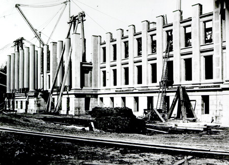Black and white photograph of West Front construction of the Treasury building