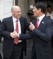 Photo: Secretary Paulson in NY to Visit NYSE, NASDAQ and Deliver Speech