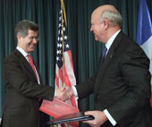 Photo: Deputy Secretary Bodman Signs Protocols Strengthening U.S.-French Tax Treaties