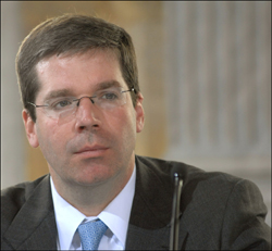 Photo: Asst Sec Nason