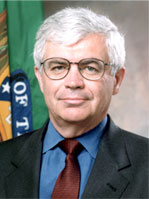 Photo: Under Secretary Taylor to Discuss Haiti Donors Conference at Foreign Press Center Today